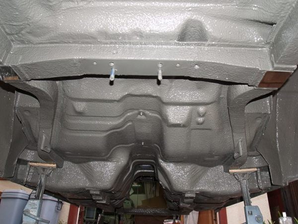 Underbody-back-w.jpg (57803 bytes)